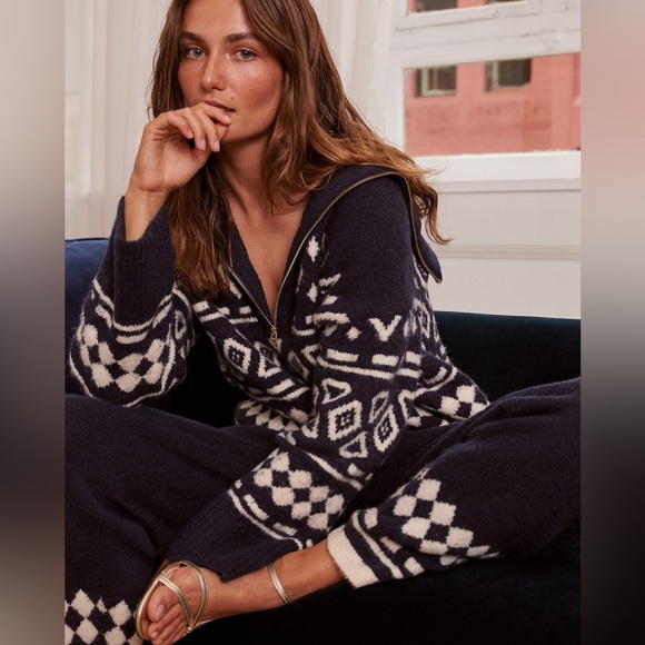 Relaxed half-zip sweater in geometric knit